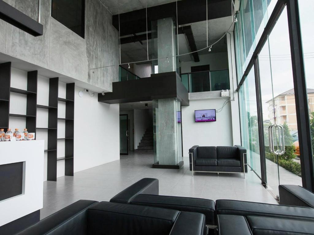 B2 South Pattaya Premier Hotel Экстерьер фото