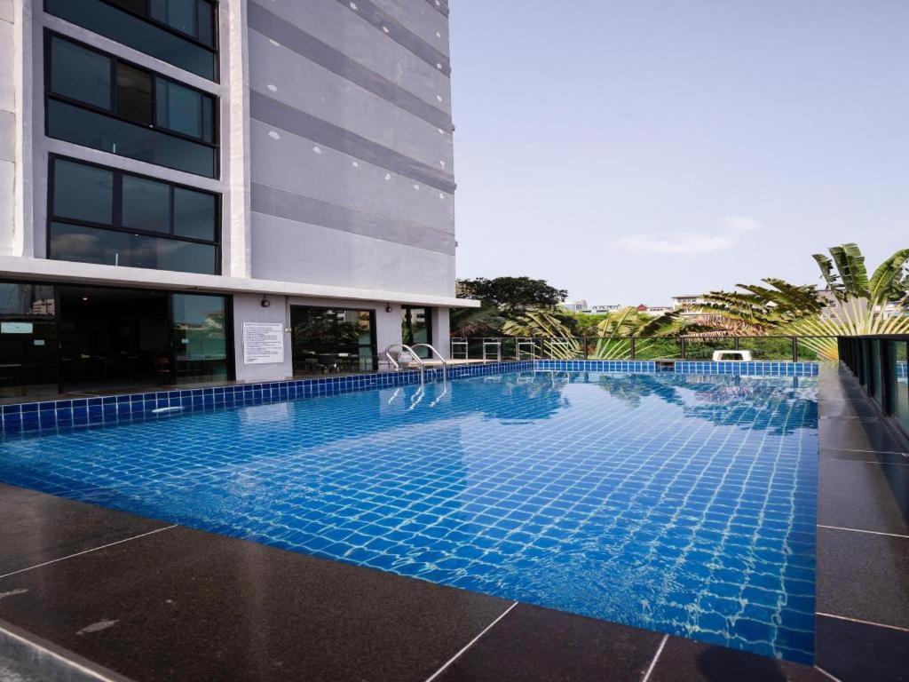 B2 South Pattaya Premier Hotel Экстерьер фото