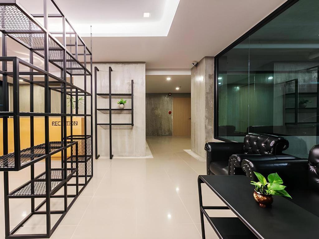 B2 South Pattaya Premier Hotel Экстерьер фото