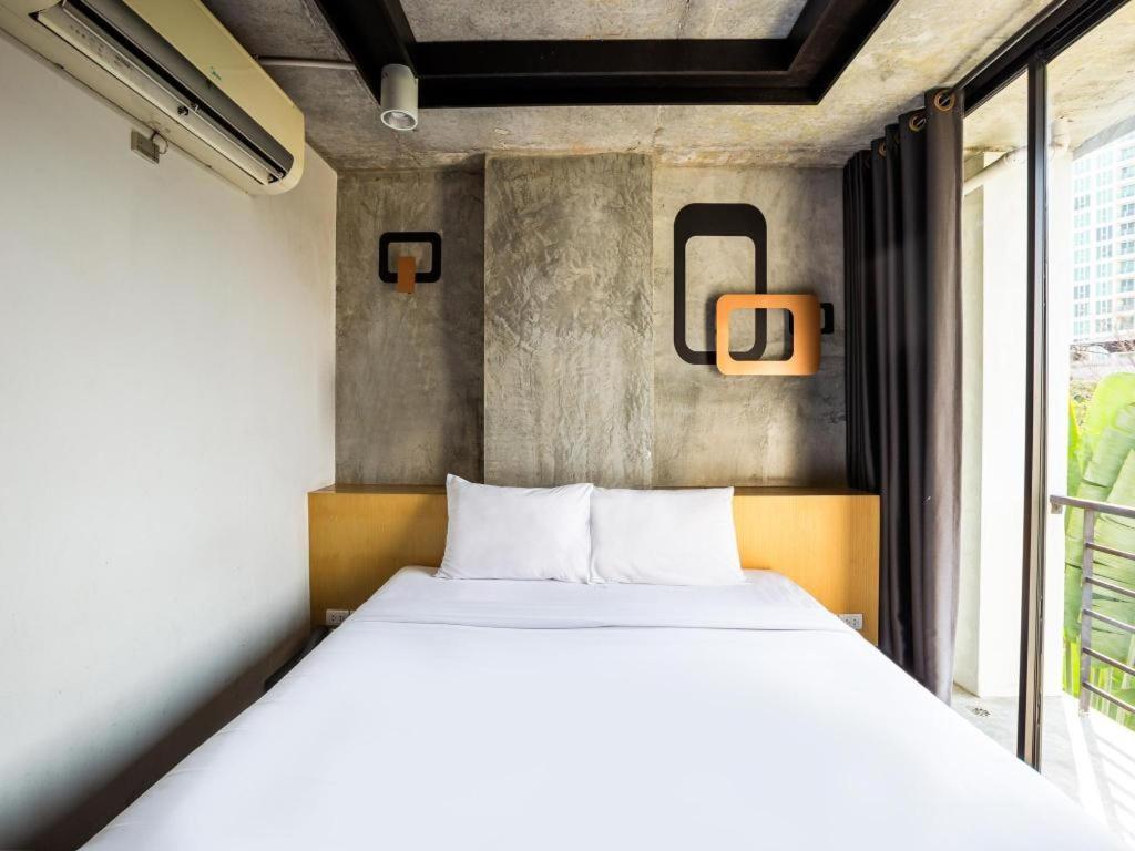 B2 South Pattaya Premier Hotel Экстерьер фото