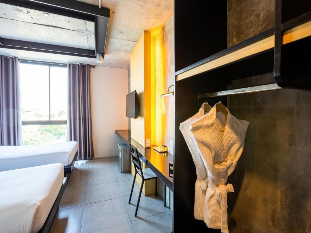 B2 South Pattaya Premier Hotel Экстерьер фото